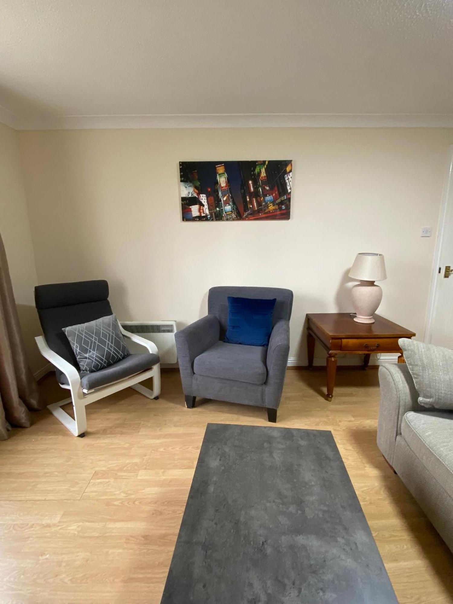 Pure Apartments Dunfermline East - Dalgety Bay Saint Davids  エクステリア 写真
